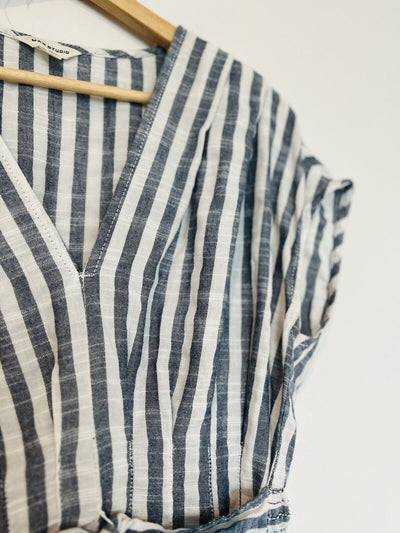 MAX STUDIO Blue Striped Midi Dress Sz M Smocked Waist Tie Pockets Hi-Low Boho