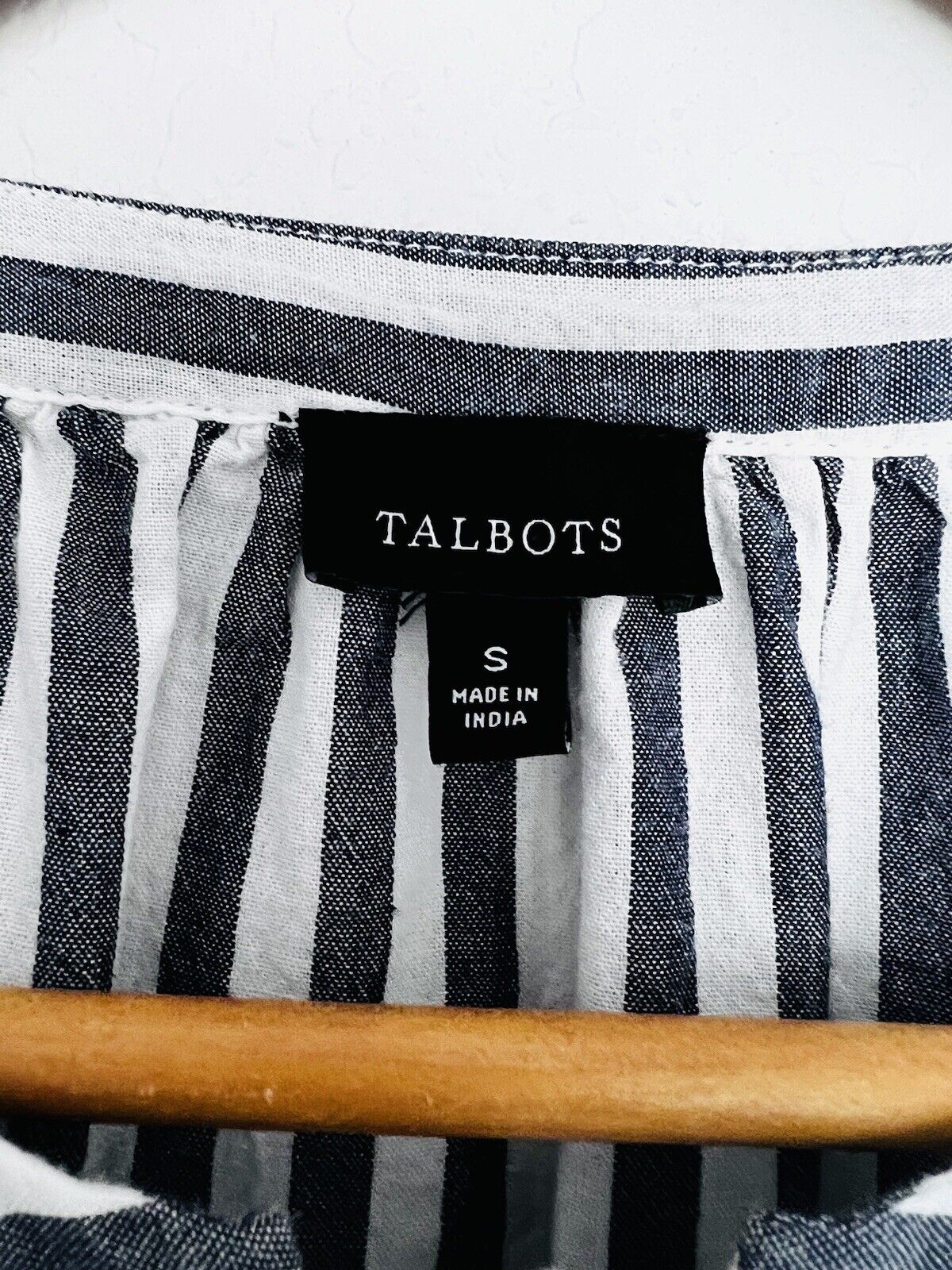 TALBOTS Tassel Tie Neck Blouse Sz S White Black Stripe Shirt Ruche Sleeve Boho