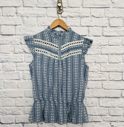 NEW YORK COMPANY Blue Ruffled Cap Sleeve Blouse Womens M Top Boho Western