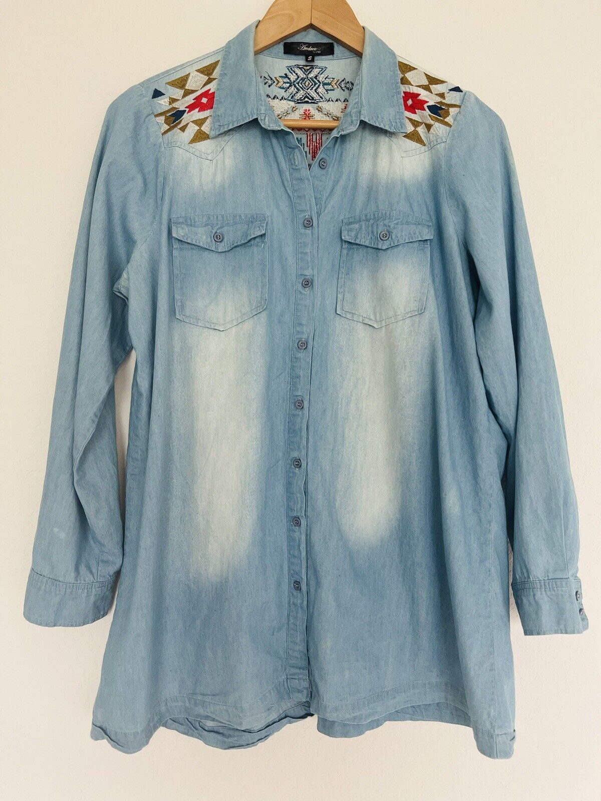 ANDREE by Unit Embroidered Shirt Sz S Botton Down Top  Aztec Southwestern Boho