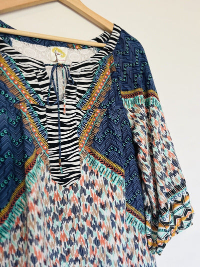 FIG & FLOWER Mixed Print Tunic Blouse Sz 3X Tie Neck Lace Flared Sleeve Boho