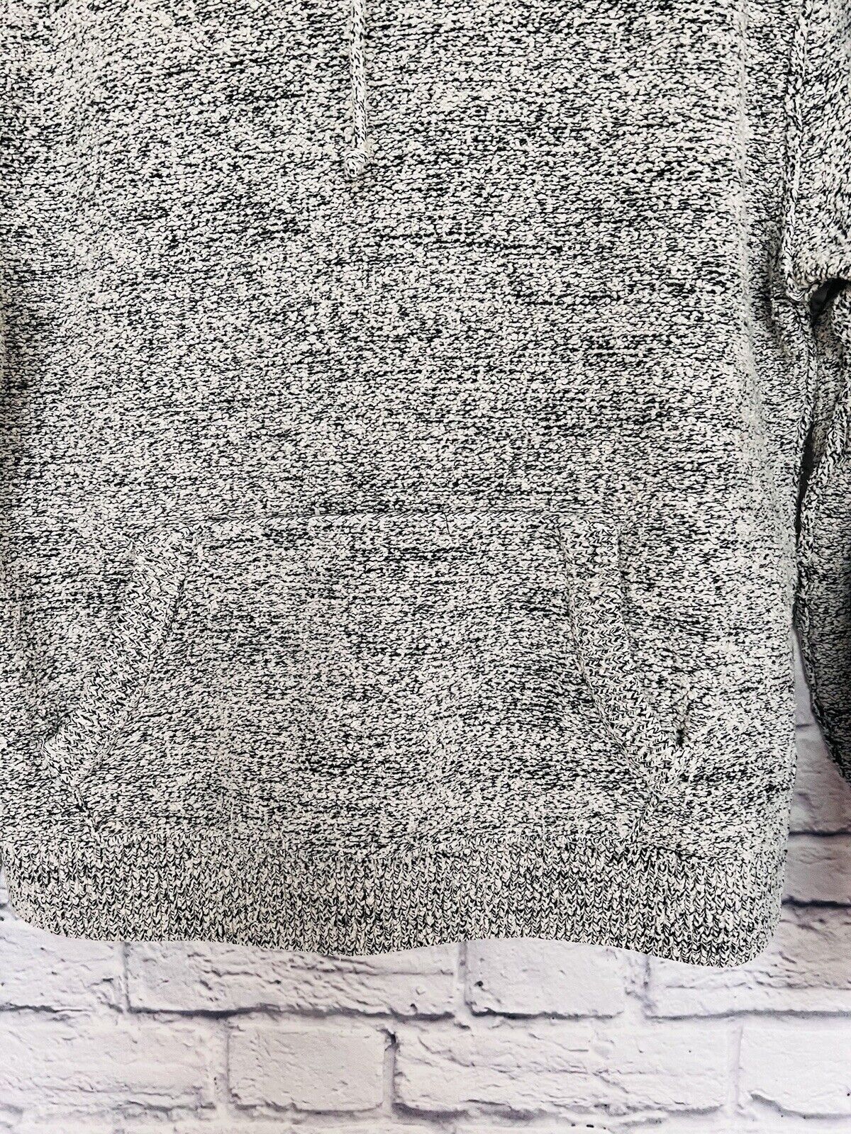ABERCROMBIE & FITCH Warm Heavy Knit Sweater Sz S  Pullover Hood Pocket