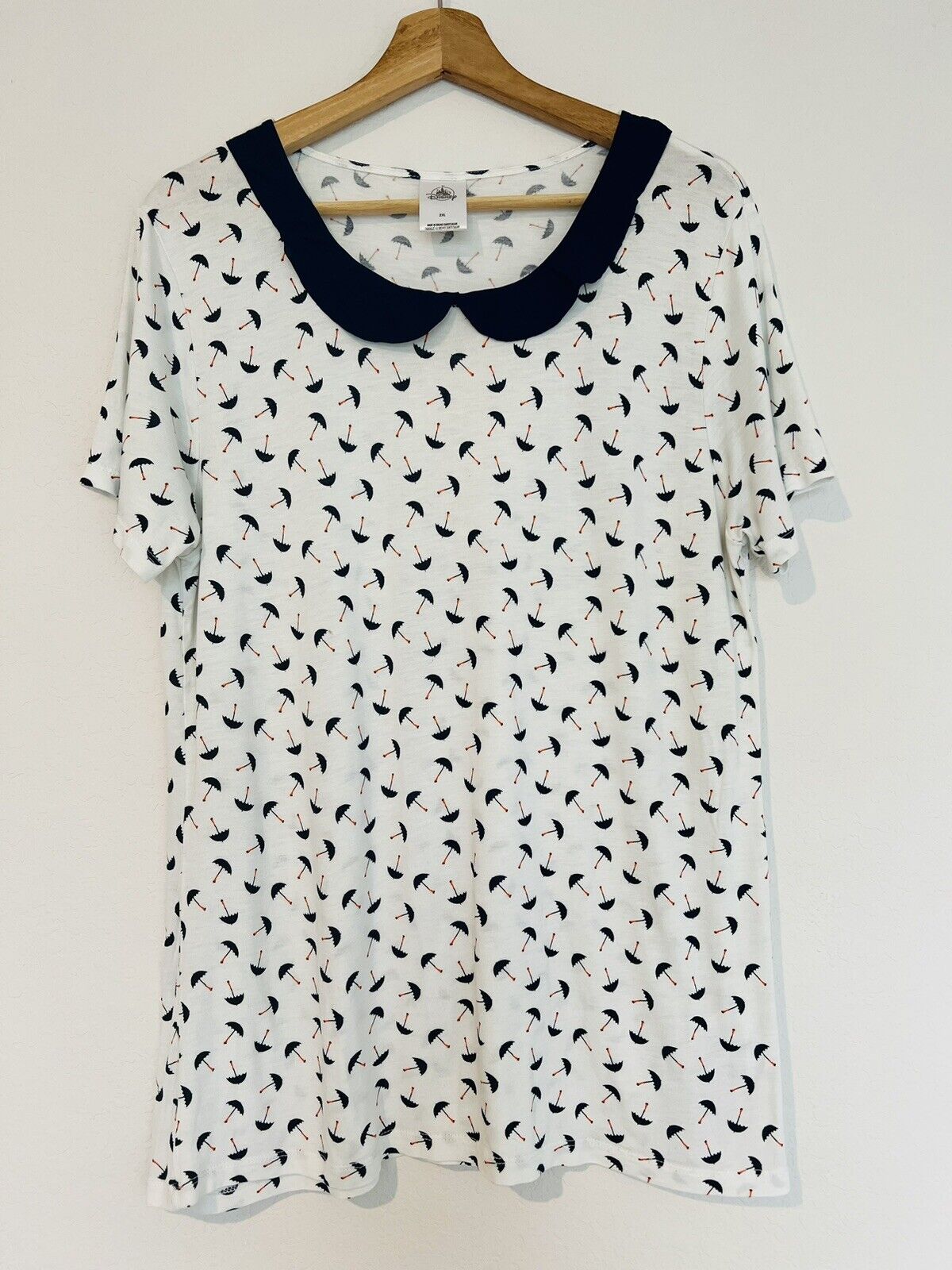 Disney Mary Poppins Shirt Sz 2X Collared Umbrellas White Navy Jersey Knit Top