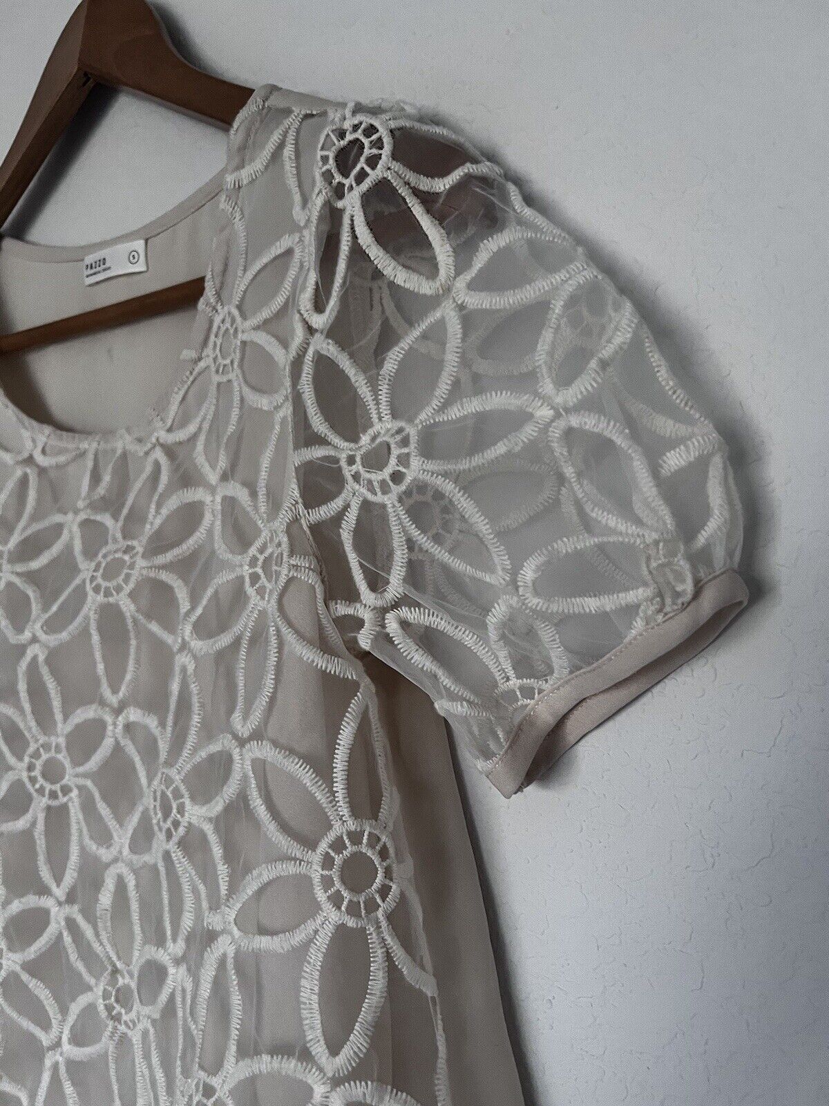 PAZZO Floral Crochet Lace Overlay Blouse Ivory Sz S Short Puff Sleeves Boho Top