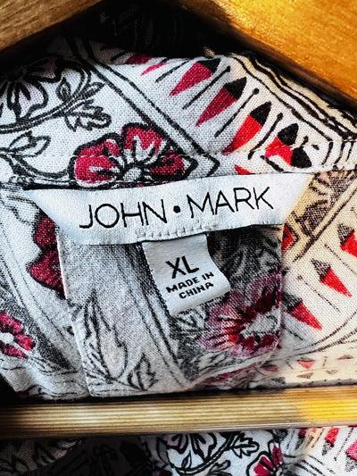 John Mark Shirt Womens Extra Large White Floral 1/2 Button Ruched Sleeve Tunic