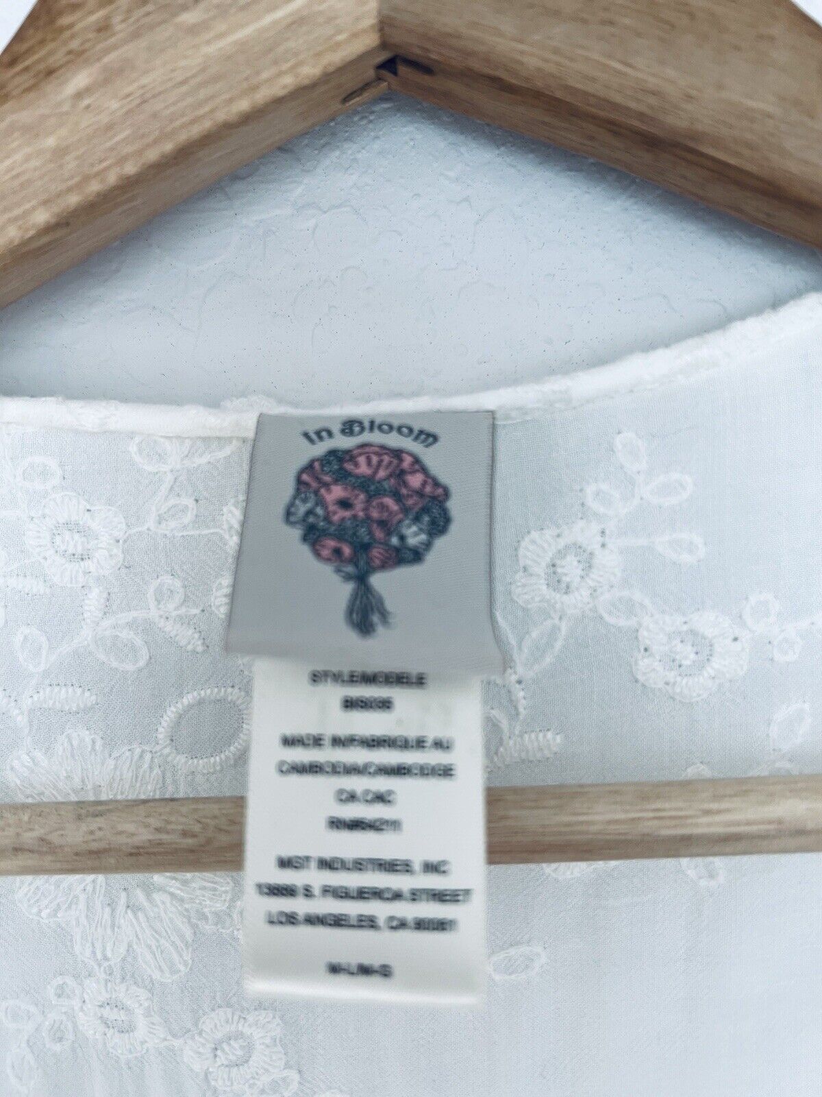 IN BLOOM by Jonquil Tie Wrap Kimono Robe White Floral Embroidered Fairy Boho