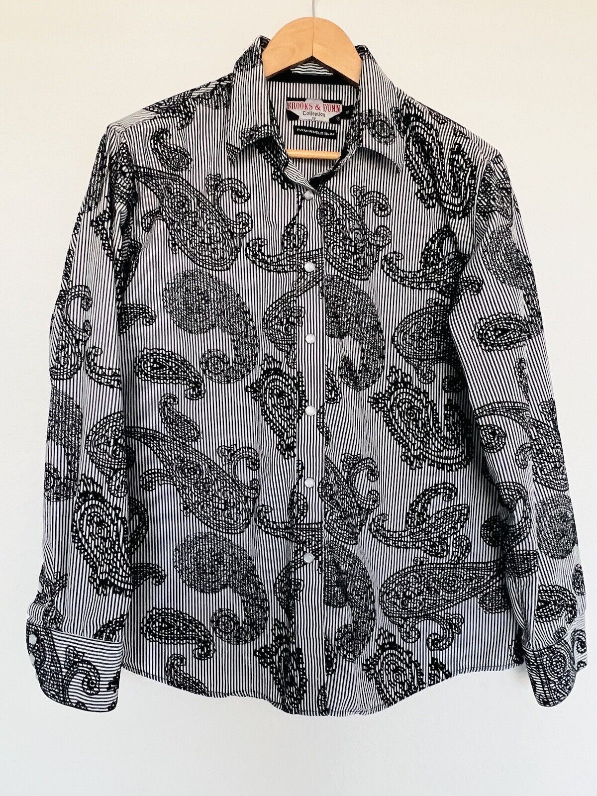 Brooks & Dunn Panhandle Western Shirt Sz XL Pearl Snaps Paisley Velvet Details