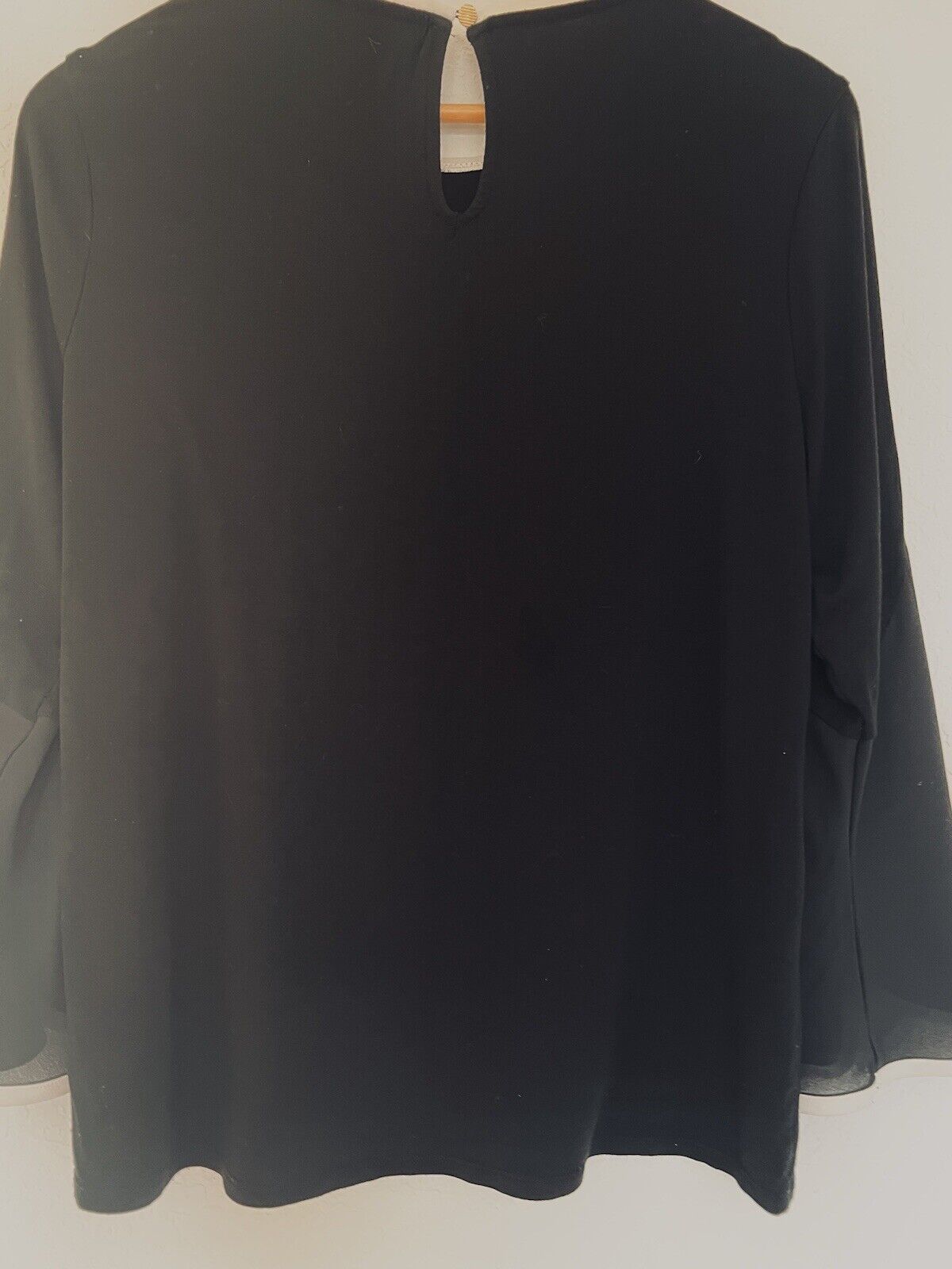 CHICO’S Black 3/4 Sleeve Black Blouse Sz 8-10 White Trim Chiffon Sheer Career