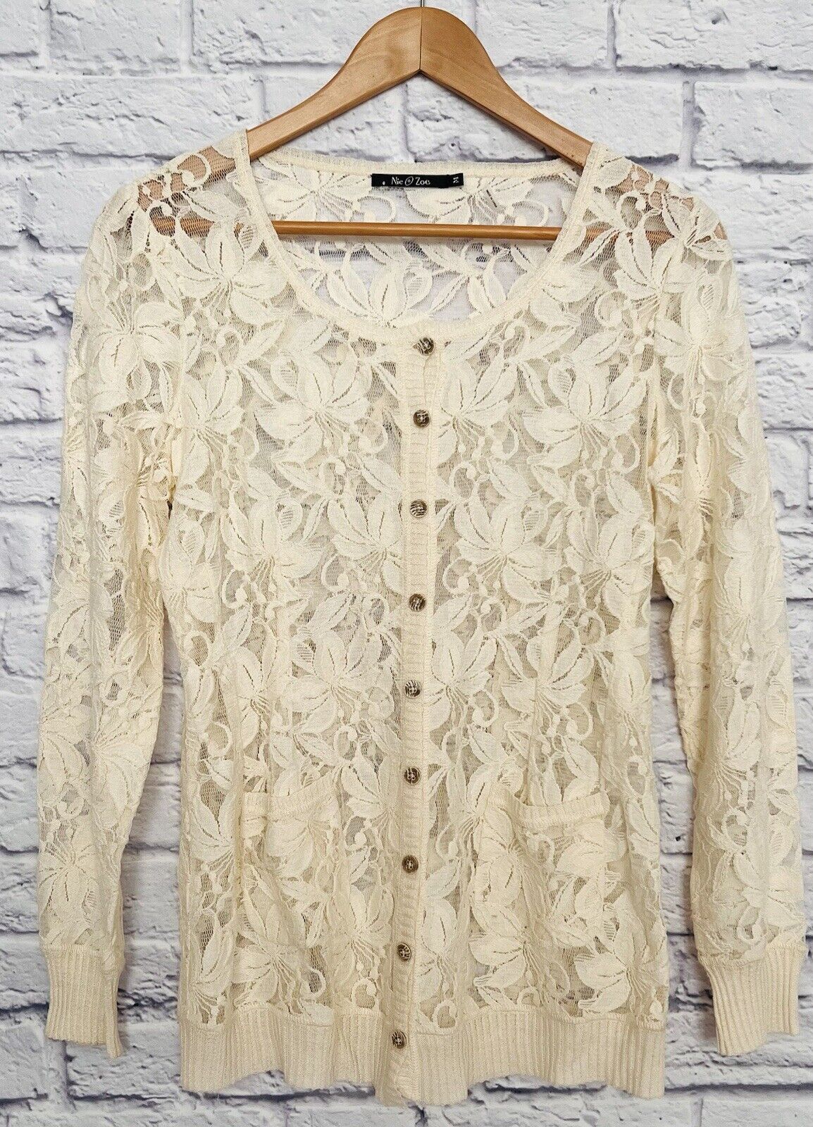 NIC & ZOE Ivory Floral Lace Sweater Sz M Button Long Sleeve Feminine Boho Wester