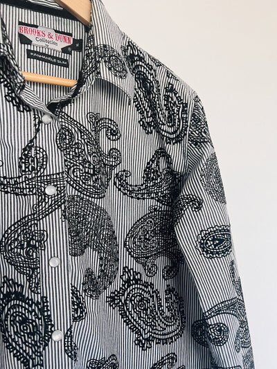 Brooks & Dunn Panhandle Western Shirt Sz XL Pearl Snaps Paisley Velvet Details
