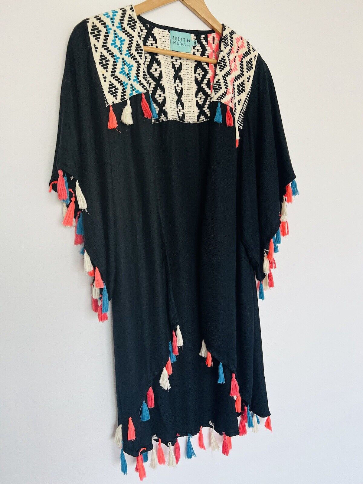 JUDITH MARCH Black Open Front Kimono Blouse Sz M Boho Aztec Tasseled Hi Low