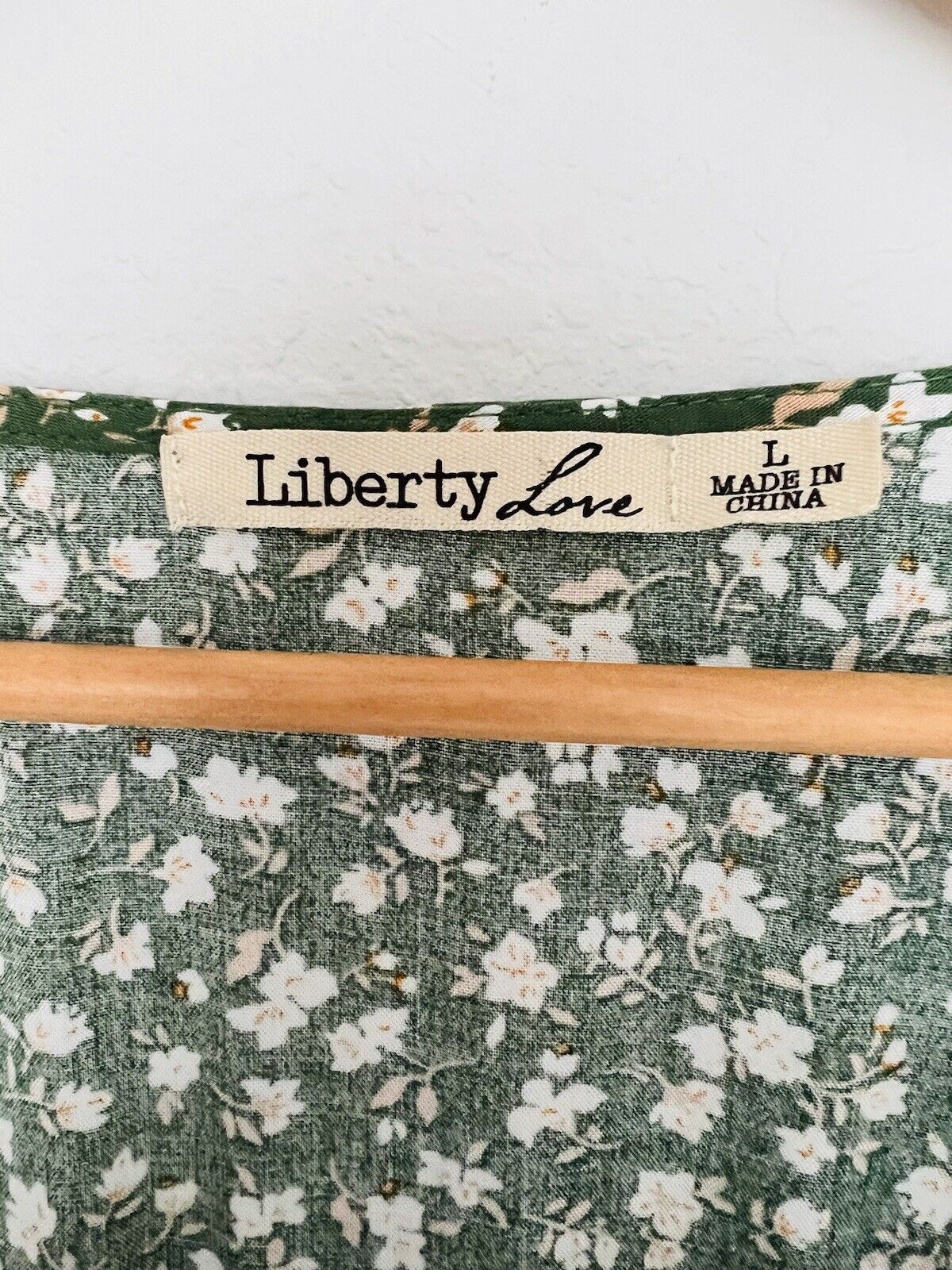 LIBERTY LOVE Green Smocked Dress Sz L Tiered Ditsy Flowers Balloon Sleeves Boho