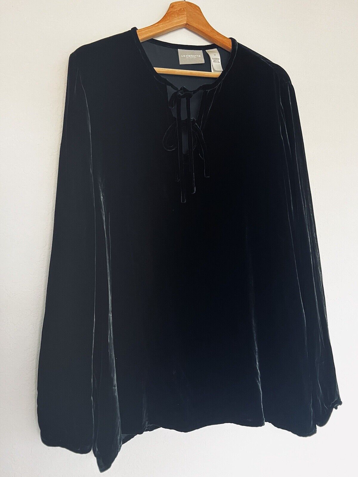LIZ CLAIBORNE Velvet Velour Blouse Sz 14 Silk Blend Tie Neck Long Sleeve Top
