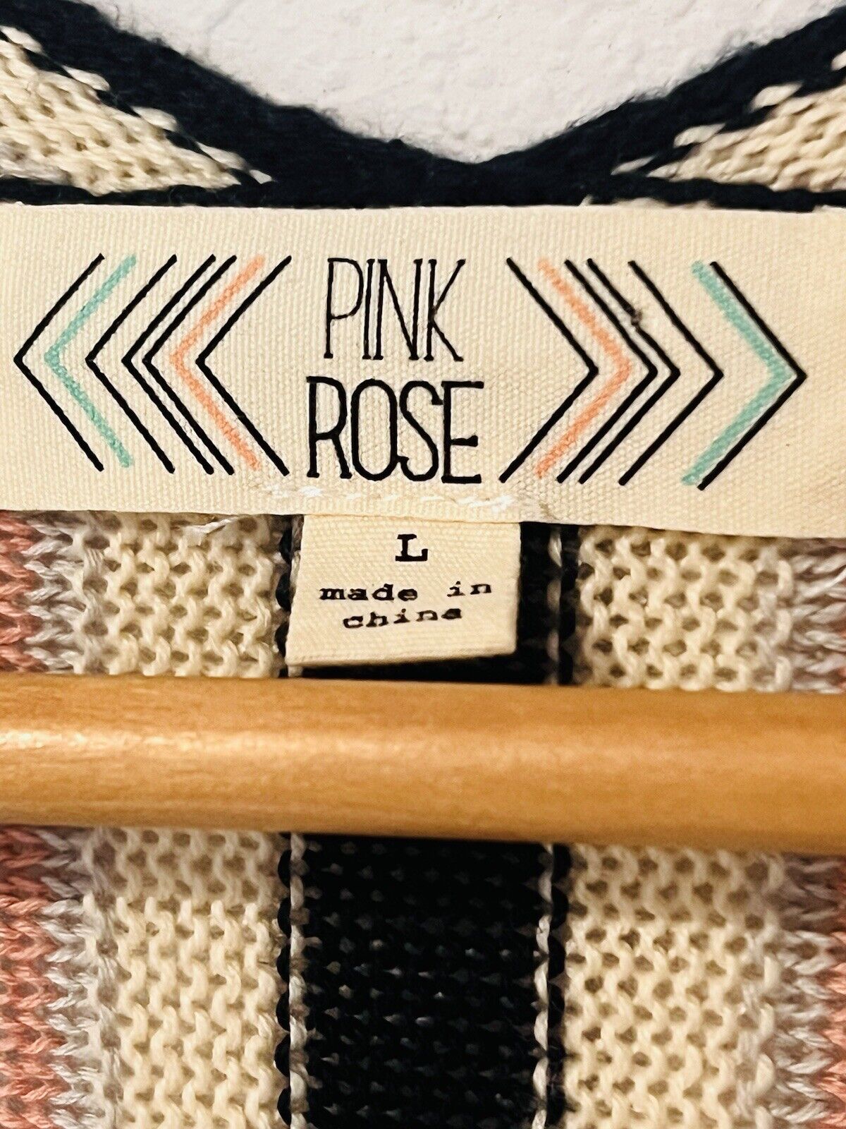 PINK ROSE Southwestern Cardigan Knit Sz L Sleeveless Pockets Open Front Aztec