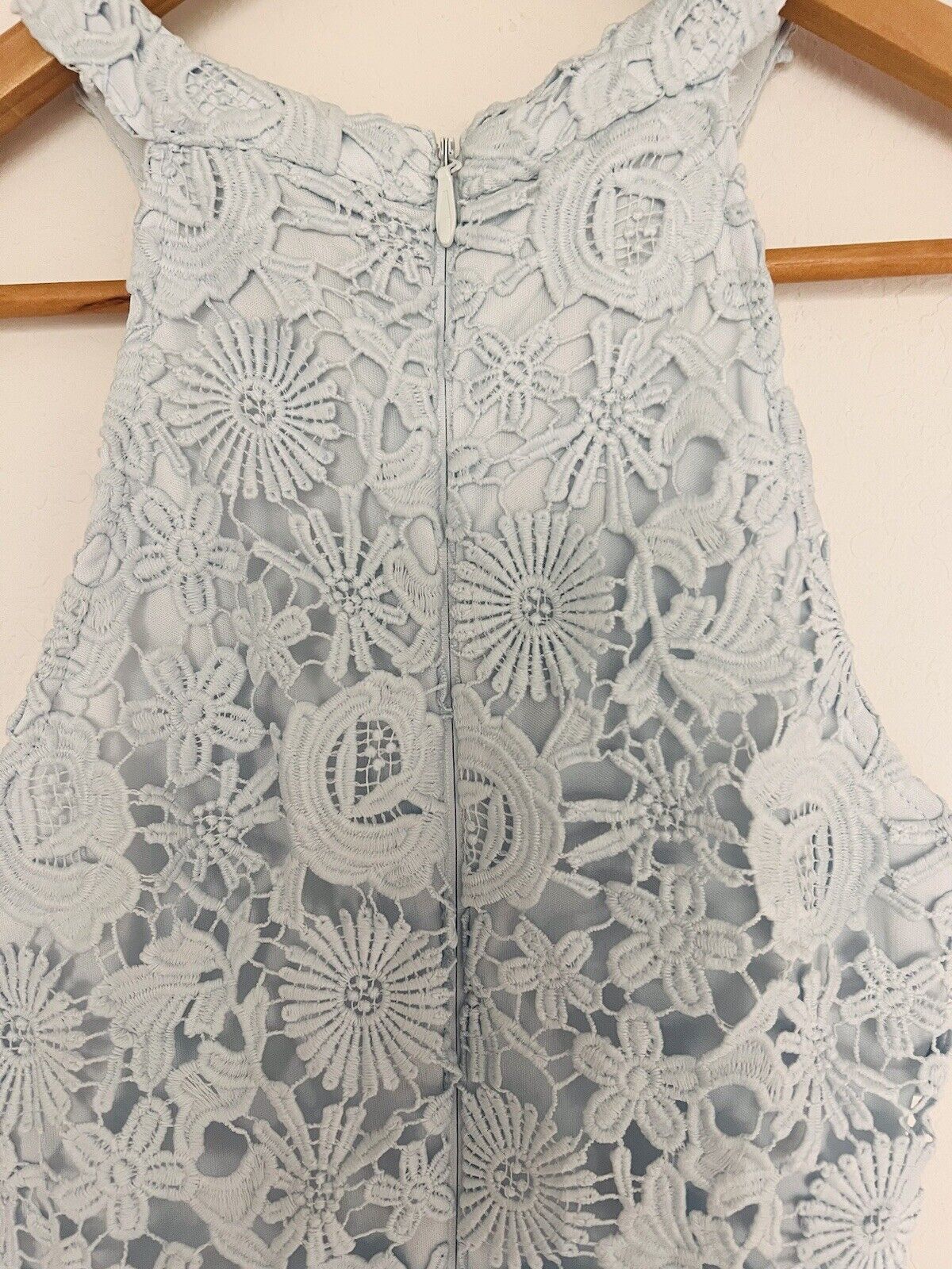 LULUS Love Poem Light Blue Dress Sz XS Lace Mini Cocktail Sheath Crochet Overlay