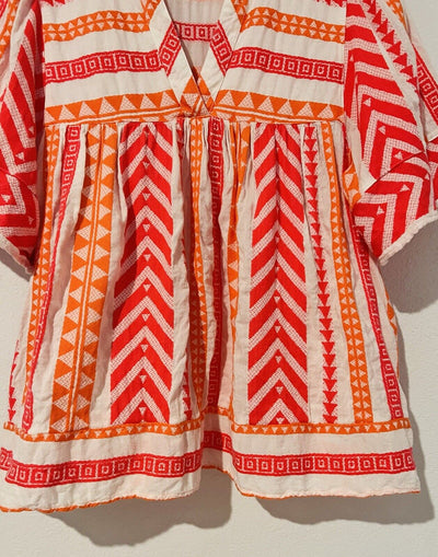OLD NAVY Aztec Woven Top Sz Flutter Sleeves Blouse Southwestern Boho