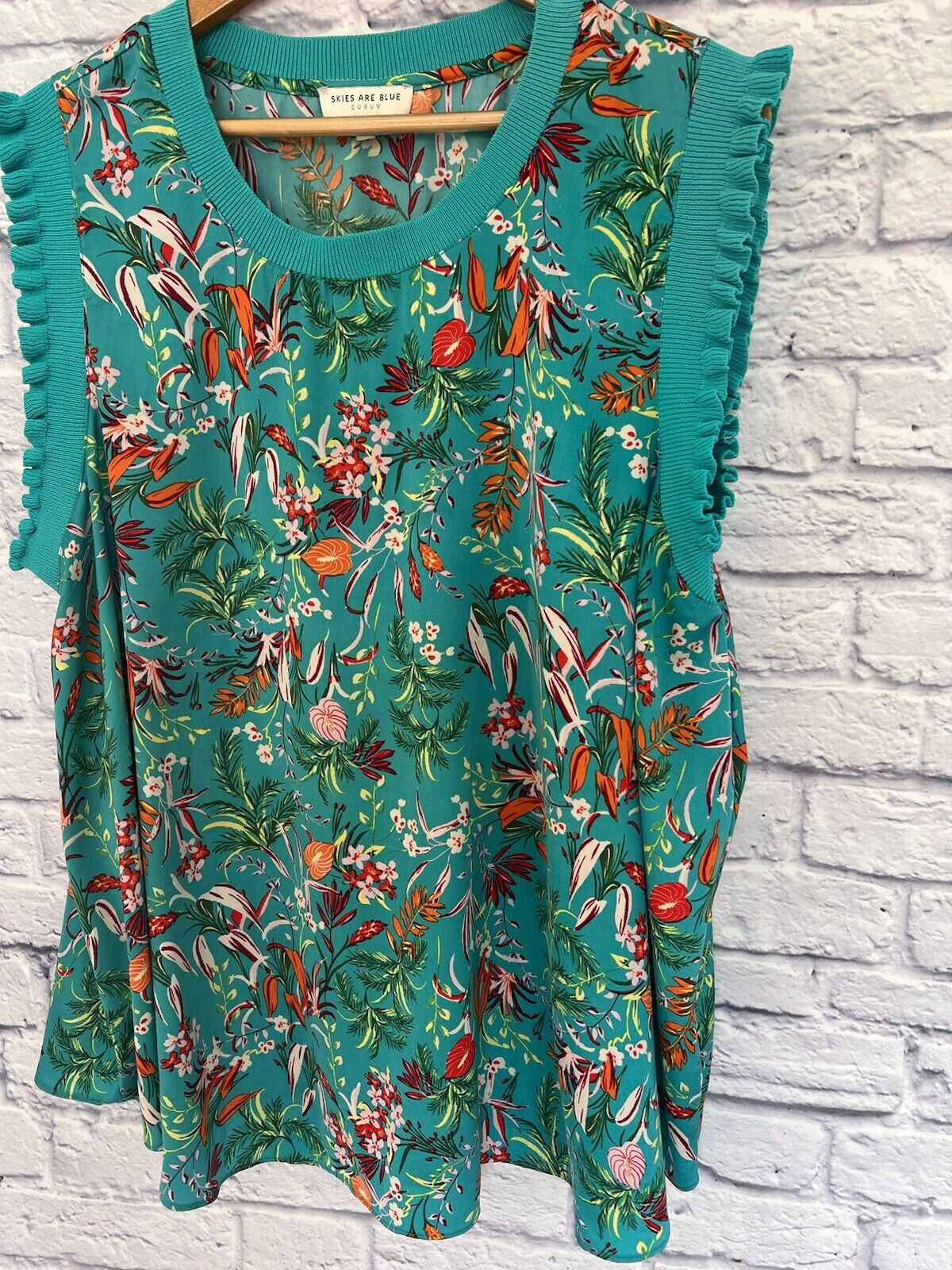 SKIES ARE BLUE Women Sleeveless Top Sz 3X Floral Print Mix Media Ruffle Blouse