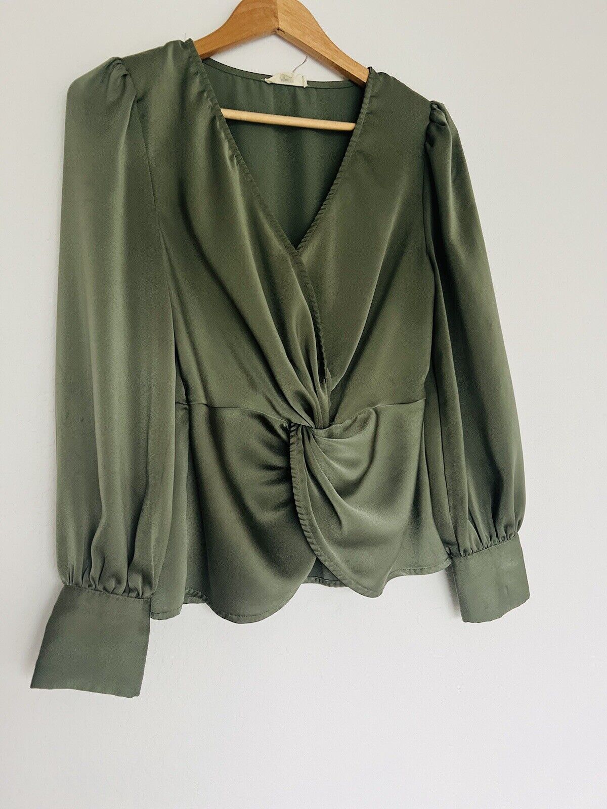 ENTRO Olive Satin Blouse Sz S Balloon Sleeves Flowy Workwear Office