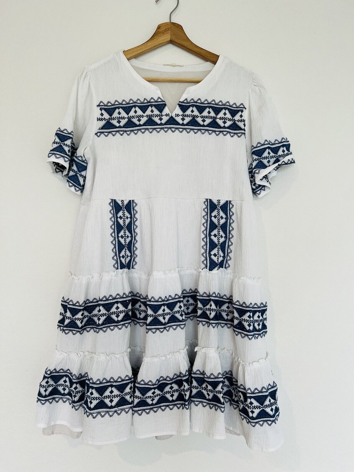 TEA N ROSE Womens Embroidered Dress Cream Size L Babydoll Tiered