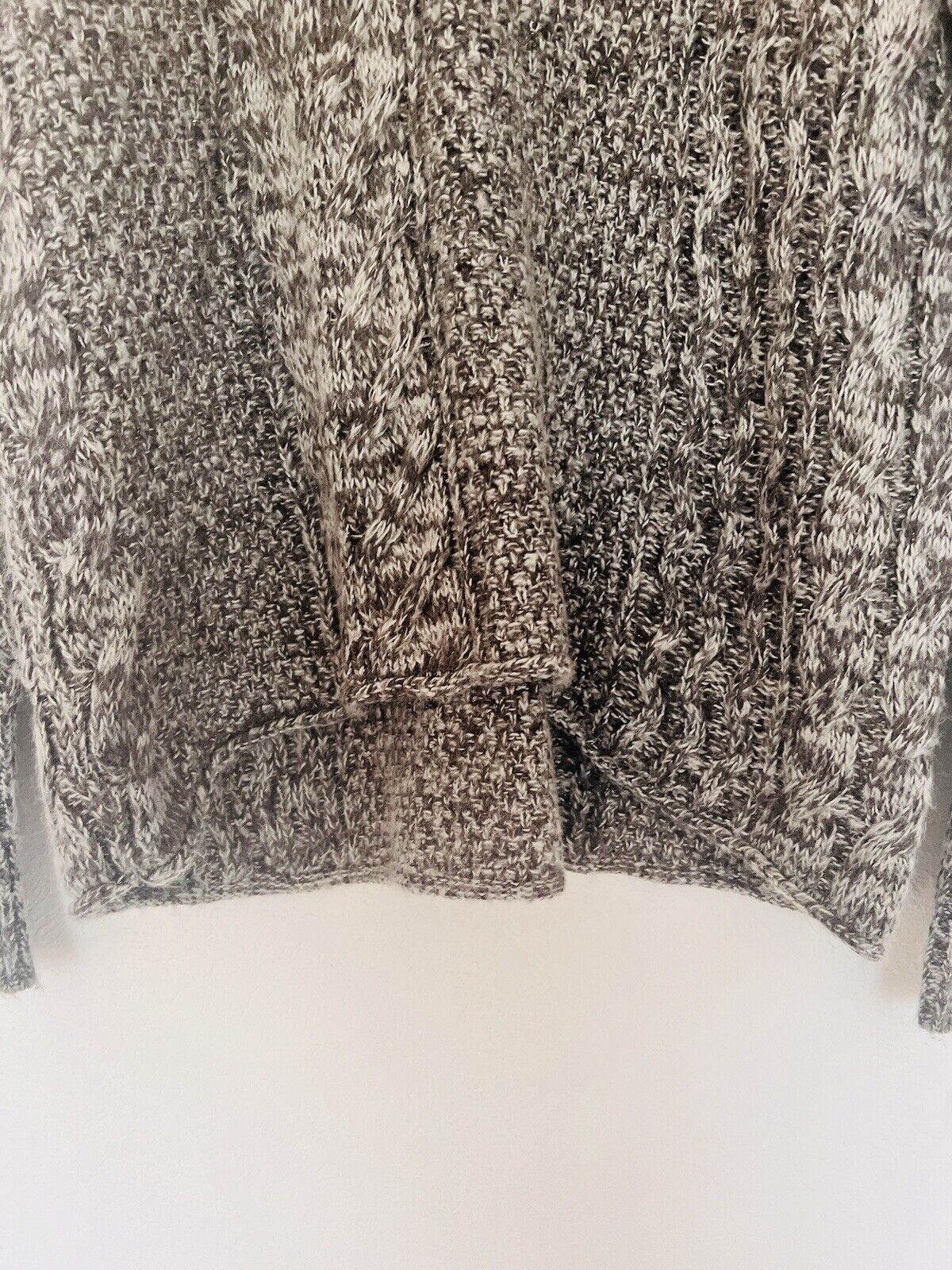 VERA WANG Gray Chunky Sweater Sz XL Cable Knit Long Sleeve Hi-Low Mixed Pattern