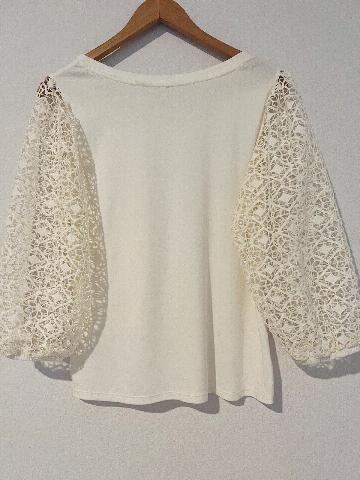 CATO Crochet Detail Sleeve Top Sz M Ivory Mix Media Jersey Knit Boho Blouse