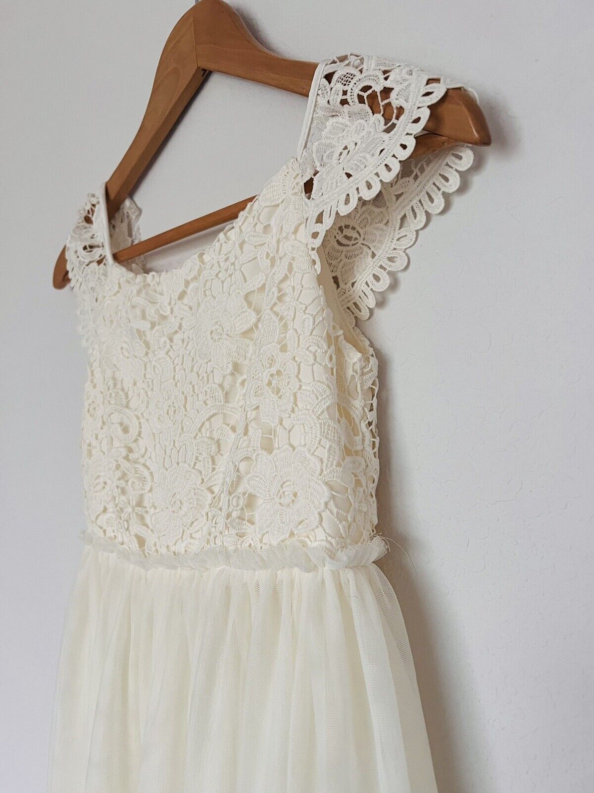 H&M Crochet Lace Tulle Tired Dress Sz 8 Girls Ruffle Hem Holiday Easter Formal
