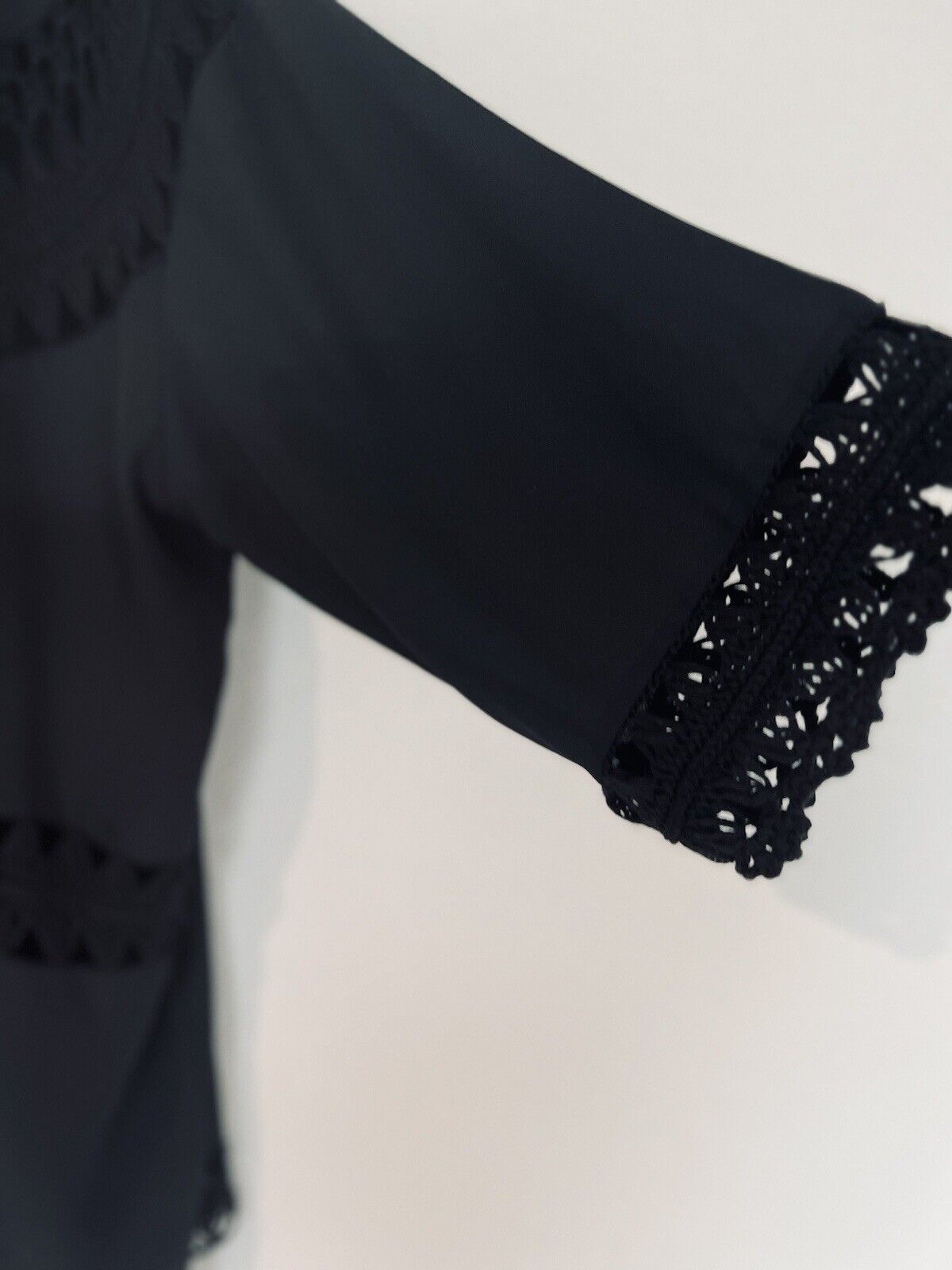 KNOX ROSE Open Front Kimono Cardigan Black Crochet Fringed Lace Trim Boho