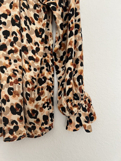 DEMOCRACY Leopard Animal Print Blouse Sz S Smocked High Neck Long Sleeve
