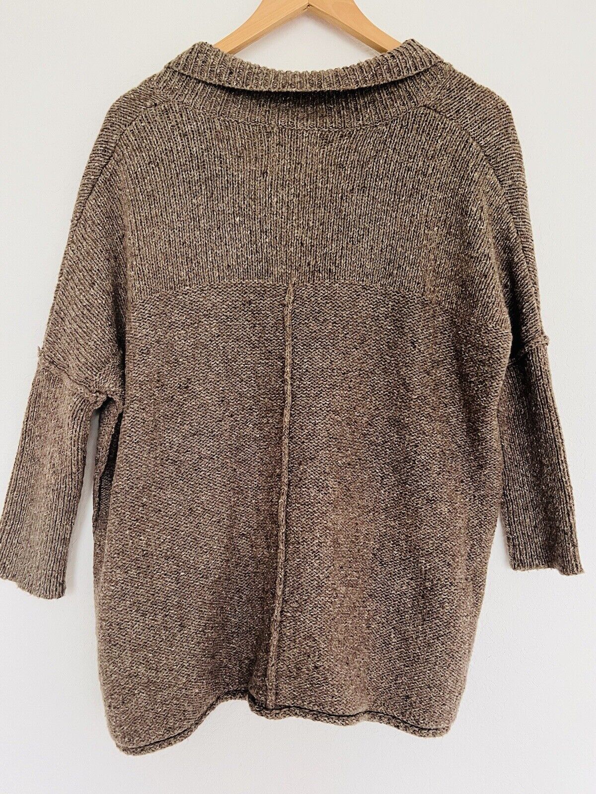 UNBRANDED Brown Sweater Sz M Wool Blend Deep V-Neck Slouchy Chunky Knit Oversize