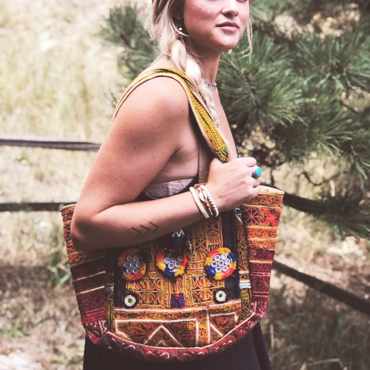 Chari Handbag-Accessories-Freya Branwyn